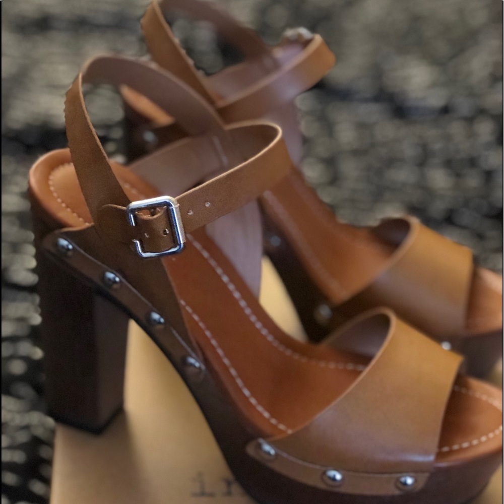 Great looking neutral heel